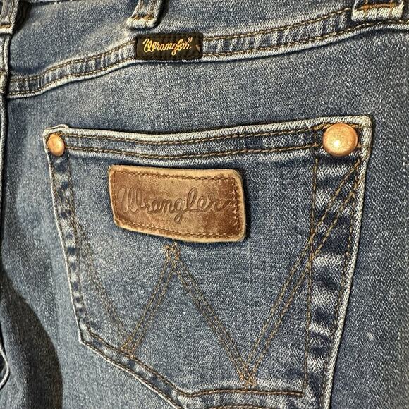 Wrangler Hi Rise Flare Leg Jeans Bell Bottom Indie Hippie Cowgirl Western Boho - Picture 7 of 11